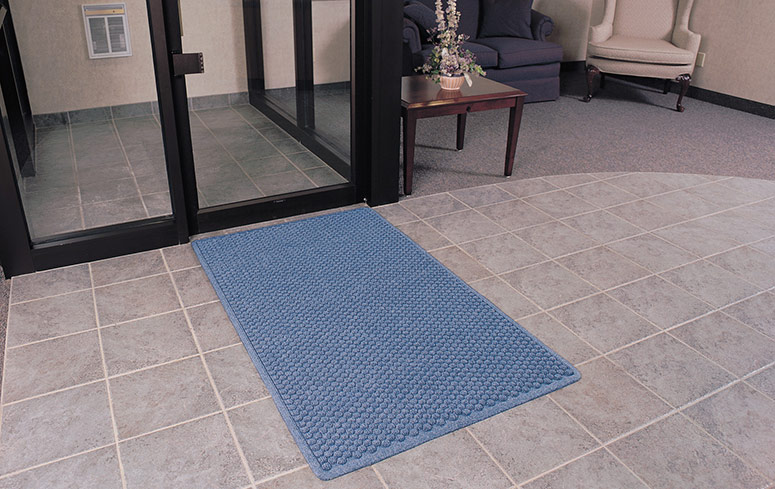 NOTRAX Custom Logo Mat Entrance Mat Superior Impact™ 4X6